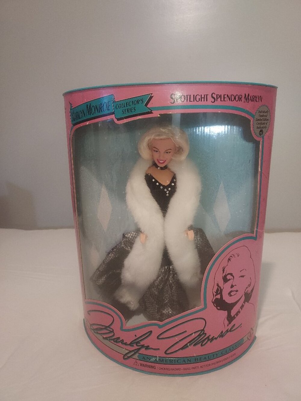Vintage Spotlight Splendor Marilyn Monroe Collector's Series Doll 1993.